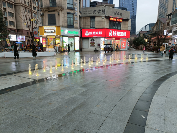 室外小型噴泉設(shè)備